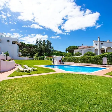 2 Bed Ground Floor In * Vilamoura