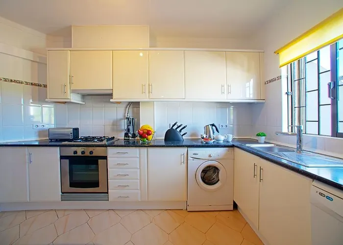 2 Bed Ground Floor In