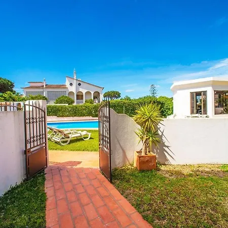 2 Bed Ground Floor In Apartment Vilamoura