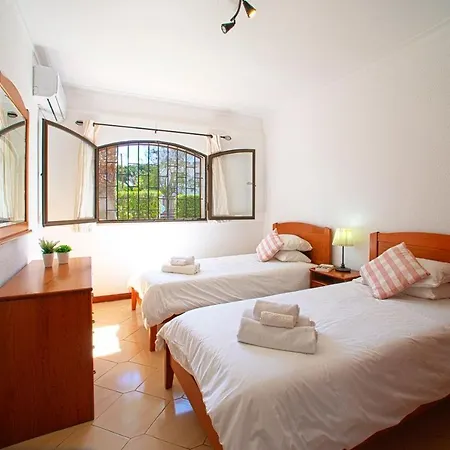2 Bed Ground Floor In Apartment Vilamoura