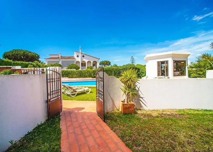 2 Bed Ground Floor In דירה וילהמורה