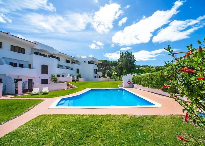 2 Bed Ground Floor In דירה וילהמורה